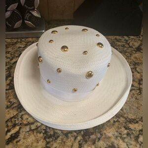 Vintage Importina White Straw Wide Brim Hat with Gold Beads Foley’s